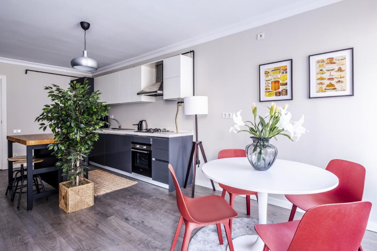 Central Flat With Sleek Interior In Sisli Istanbul Exterior photo